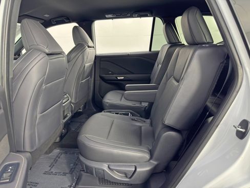 Used 2024 Lexus TX 500h AWD w/ Technology Package image 41