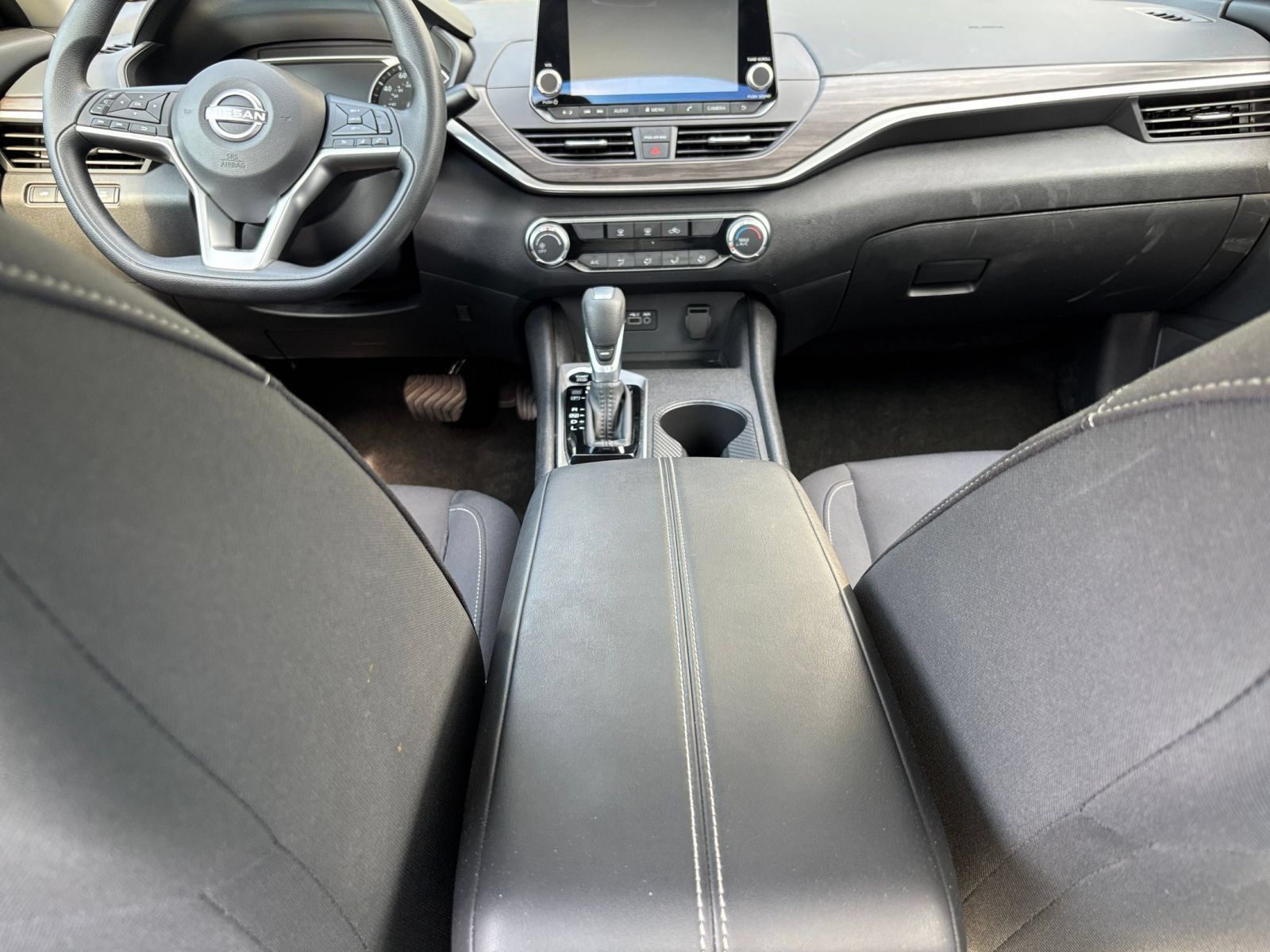 Used 2026 Nissan Altima 2.5 SV FWD image 40