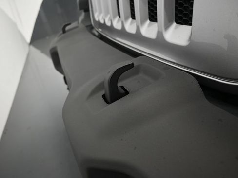 Used 2020 Jeep Wrangler Unlimited Sport S AWD/4WD image 46