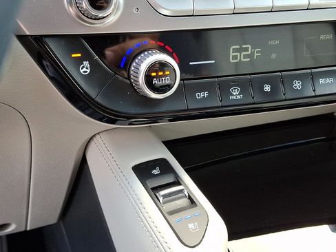 Used 2025 Kia Telluride EX AWD/4WD image 12