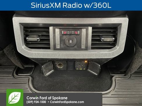 Used 2023 Ford F350 Lariat image 15