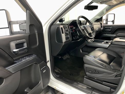 Used 2017 GMC Sierra 1500 SLT image 26