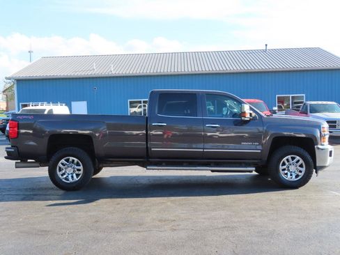 Used 2016 Chevrolet Silverado 2500 LTZ w/ Duramax Plus Package image 7