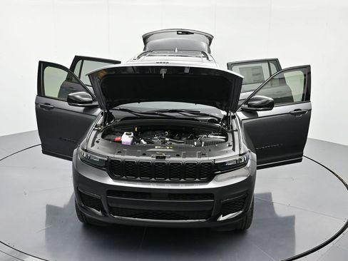 New 2025 Jeep Grand Cherokee L Limited w/ Black Appearance Package image 56