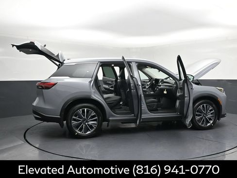 Certified 2026 INFINITI QX60 Luxe w/ Cargo Package AWD/4WD image 38