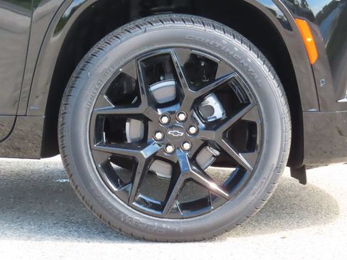 New 2026 Chevrolet Traverse RS w/ LPO, Cargo Package AWD/4WD image 18