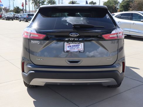 Used 2023 Ford Edge SEL w/ Convenience Package image 7