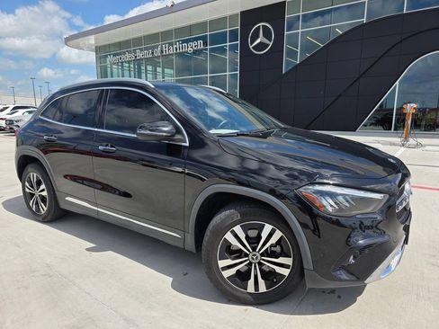 Used 2025 Mercedes-Benz GLA 250 image 1