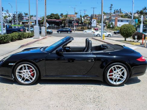 Used 2009 Porsche 911 Carrera 4S AWD/4WD image 2