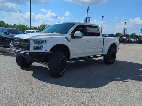 Used 2018 Ford F150 Raptor w/ Equipment Group 802A Luxury AWD/4WD image 6