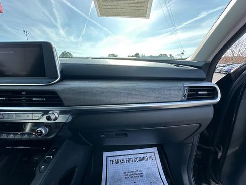 Used 2022 Kia Telluride EX w/ EX Premium Package image 16