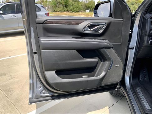 Used 2022 Chevrolet Tahoe Z71 image 25