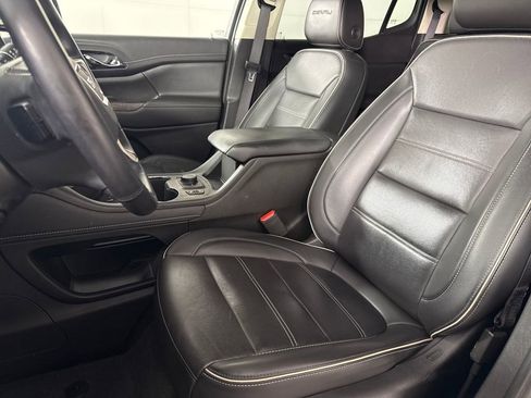 Used 2023 GMC Acadia Denali w/ Denali Ultimate Package image 11