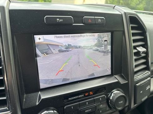 Used 2017 Ford F150 XLT w/ Equipment Group 302A Luxury AWD/4WD image 17
