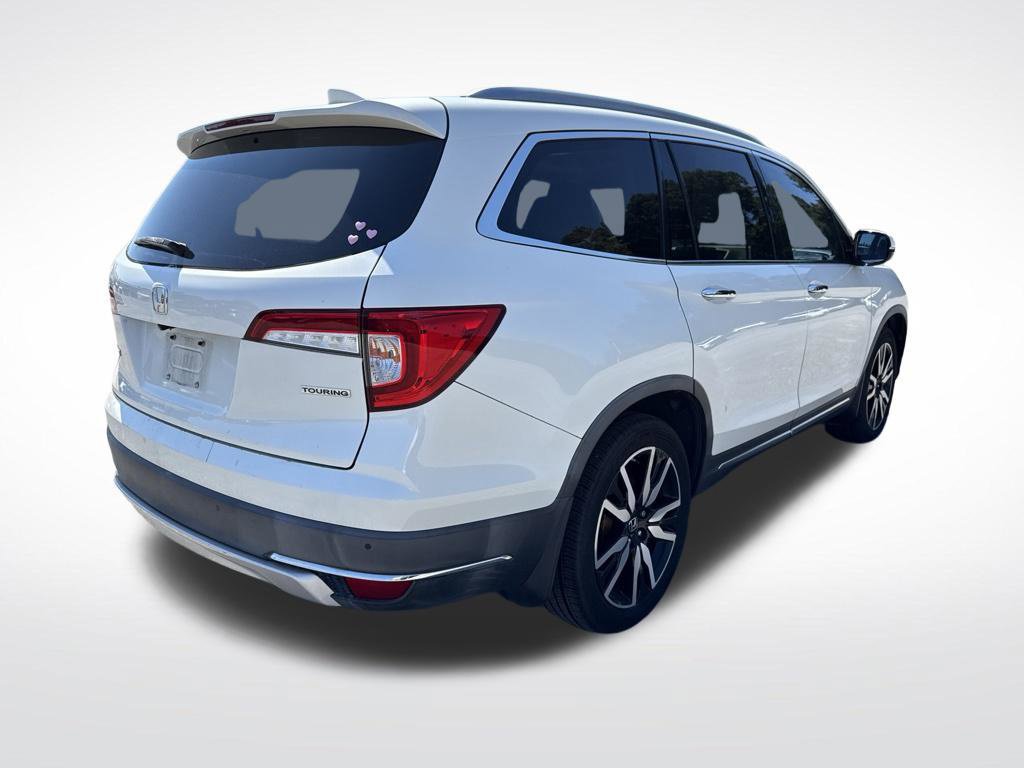 Used 2019 Honda Pilot Touring image 3