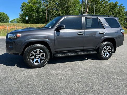 Used 2021 Toyota 4Runner TRD Off-Road Premium AWD/4WD image 5