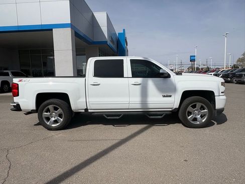 Used 2018 Chevrolet Silverado 1500 LT w/ Texas Edition image 5