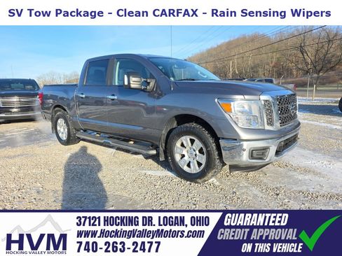 Used 2018 Nissan Titan SV w/ SV Convenience Package image 1