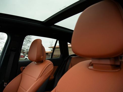 New 2026 Mercedes-Benz GLC 300 4MATIC image 12