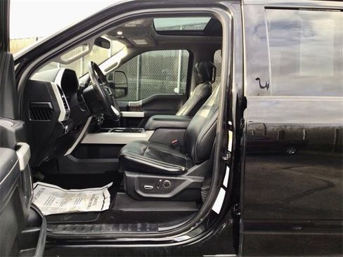 Used 2019 Ford F250 Lariat w/ Lariat Ultimate Package image 14