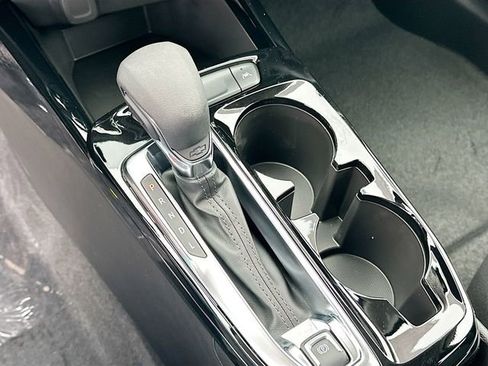 New 2026 Chevrolet Trax LT w/ LPO, Blackout Package image 17