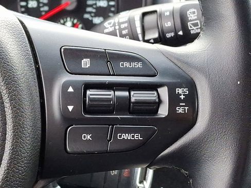 Used 2016 Kia Sorento EX image 21