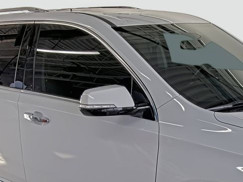 Used 2019 Chevrolet Traverse Premier image 15