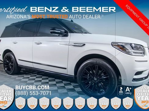 Used 2021 Lincoln Navigator Reserve image 1