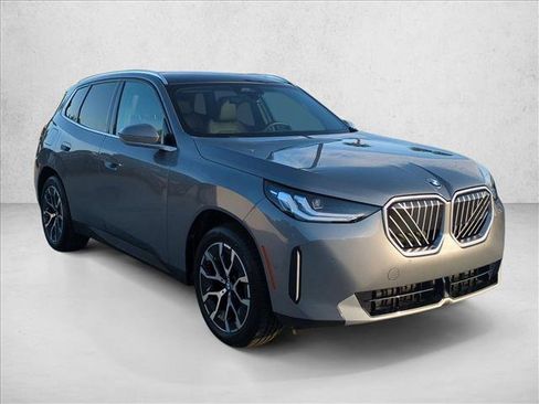 Used 2026 BMW X3 xDrive30i w/ Convenience Package AWD/4WD image 3