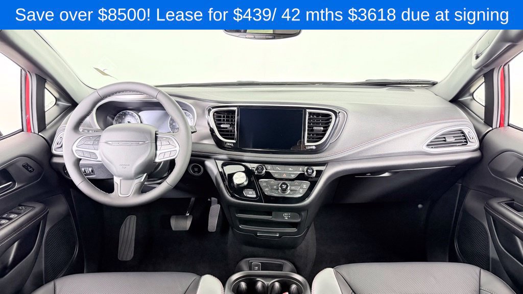 New 2027 Chrysler Pacifica Select AWD/4WD image 32