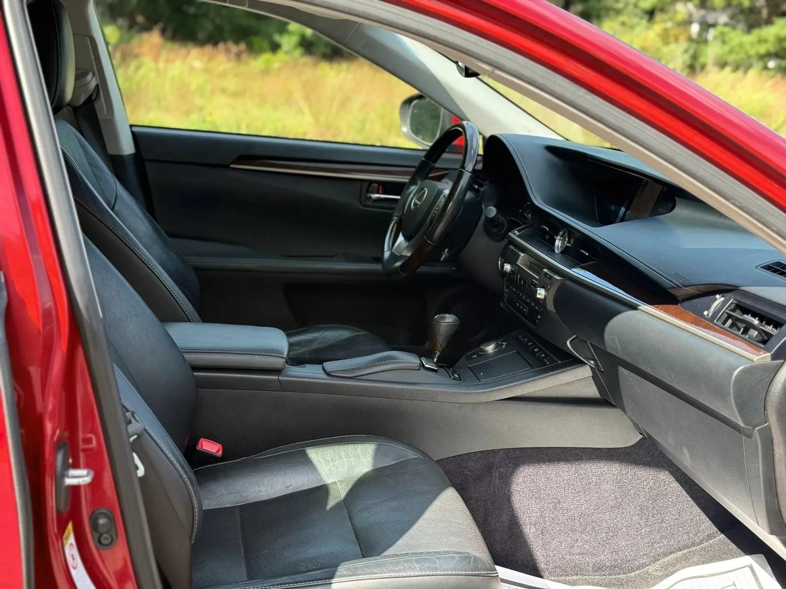 Used 2014 Lexus ES 350 w/ Luxury Package FWD image 15