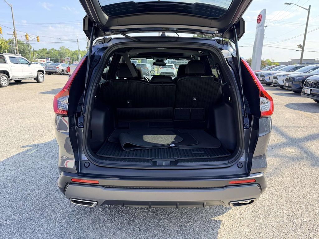 Used 2026 Honda CR-V Sport image 15