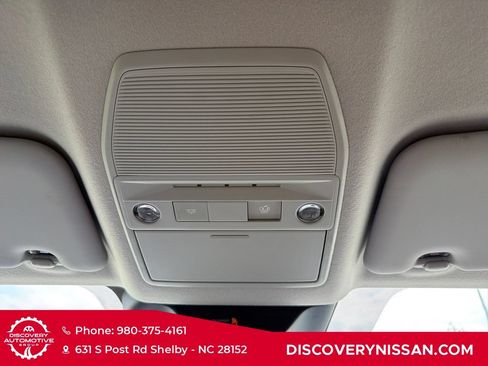 Certified 2025 Nissan Kicks SR FWD image 26