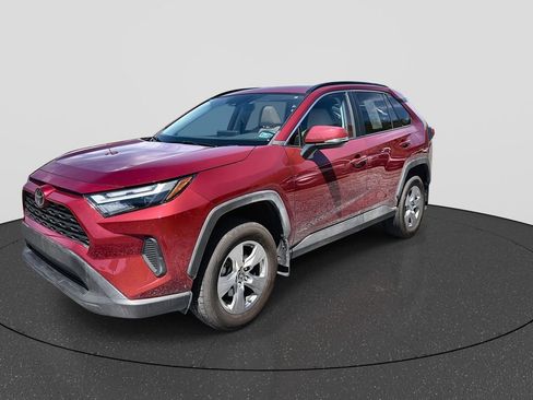 Used 2023 Toyota RAV4 XLE w/ Convenience Package AWD/4WD image 10