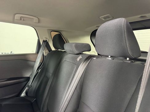 Used 2023 Nissan Rogue S image 24