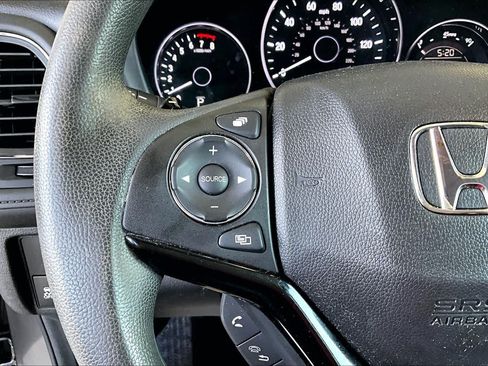 Used 2017 Honda HR-V EX image 24