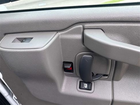 Used 2023 Chevrolet Express 2500 Work Van w/ Driver Convenience Package image 18