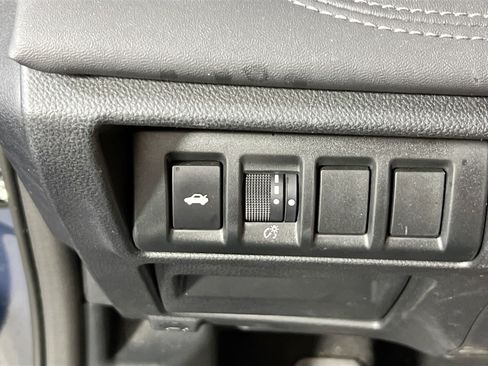 Used 2024 Subaru Legacy Limited AWD/4WD image 10