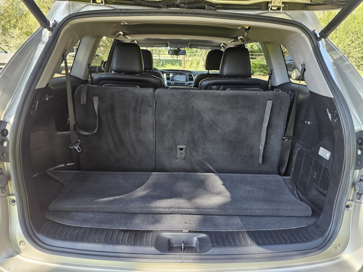 Used 2016 Toyota Highlander XLE AWD/4WD image 37