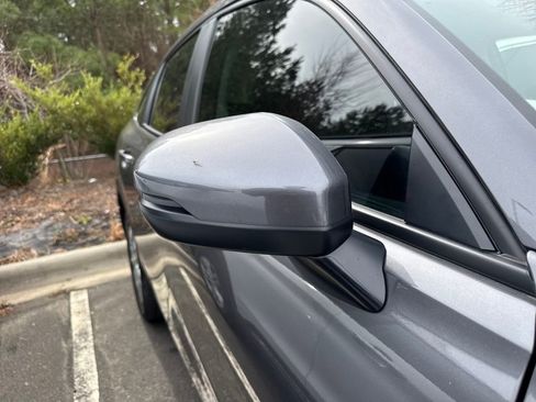 Used 2025 Honda HR-V LX image 11