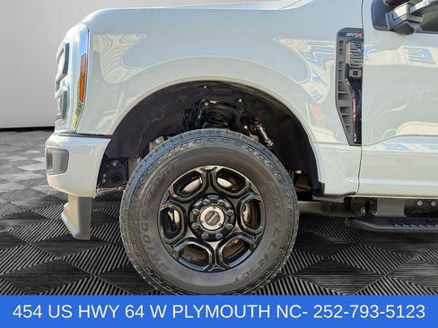 Certified 2025 Ford F250 XL w/ STX Appearance Package AWD/4WD image 14