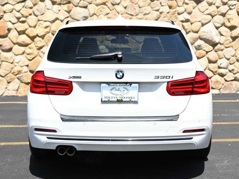 Used 2019 BMW 330i xDrive Wagon w/ Premium Package AWD/4WD image 4