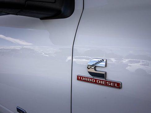 Used 2026 RAM 2500 Big Horn AWD/4WD image 4