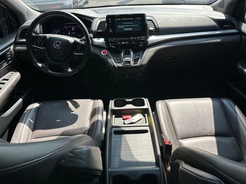 Used 2019 Honda Odyssey EX-L image 17