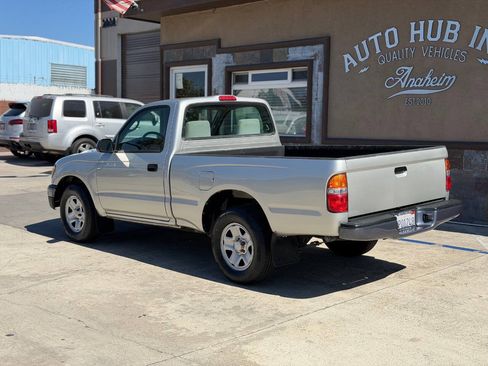 Used 2004 Toyota Tacoma 2WD Regular Cab w/ Enhancement Pkg image 7