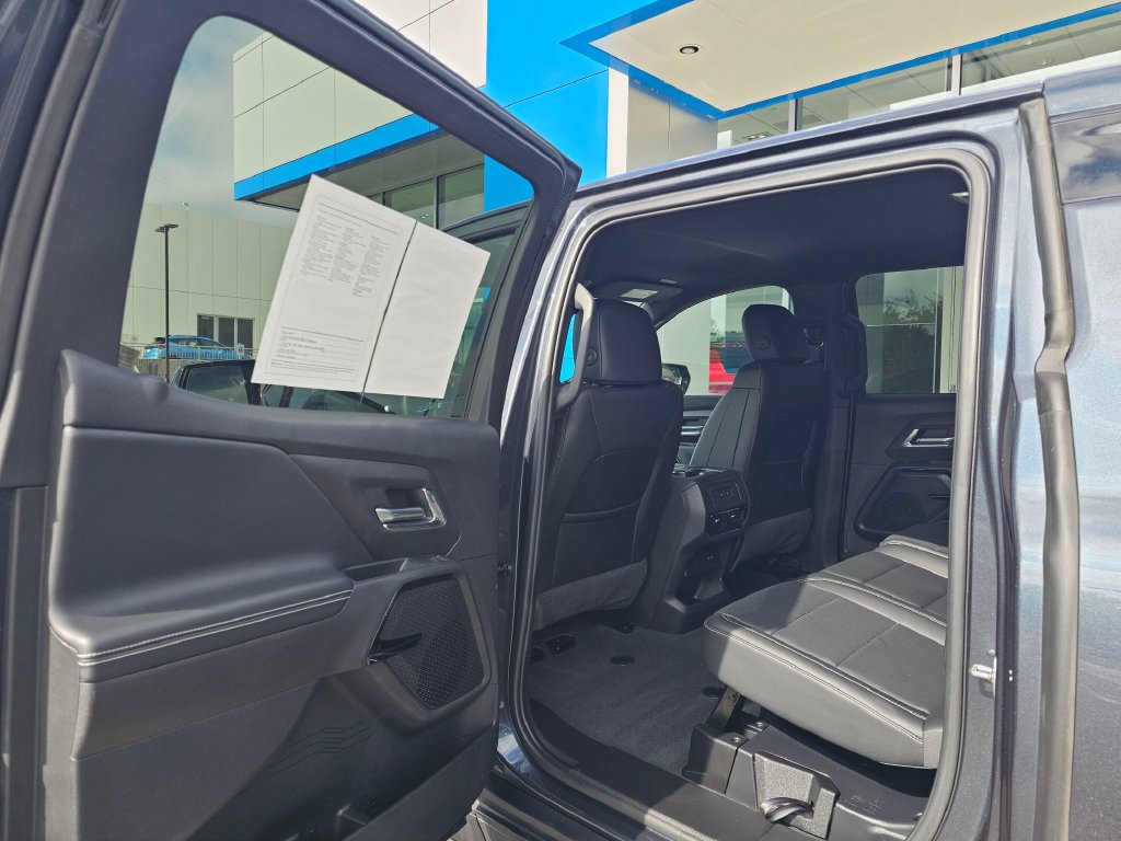 Used 2026 Chevrolet Silverado EV LT AWD/4WD image 19