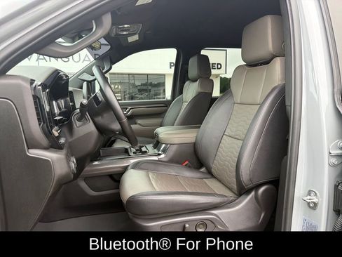 Used 2024 Chevrolet Silverado 2500 ZR2 w/ Technology Package AWD/4WD image 14