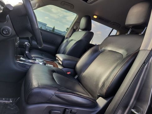 Used 2018 Nissan Armada SL w/ Premium Package image 19