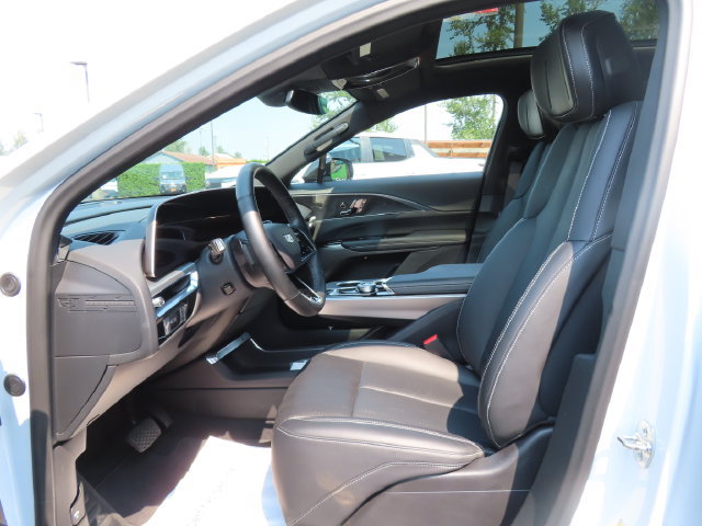 Certified 2024 Cadillac Lyriq Sport AWD/4WD image 13