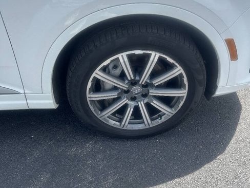 Used 2019 Audi Q7 3.0T Premium Plus AWD/4WD image 18